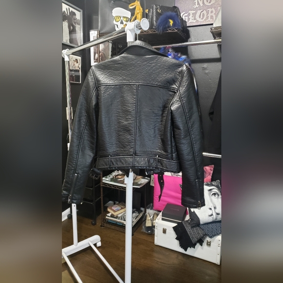 L’ecole des Femmes Vegan Leather Black Moto Jacket Red Satin Interior Lining S - Picture 4 of 10